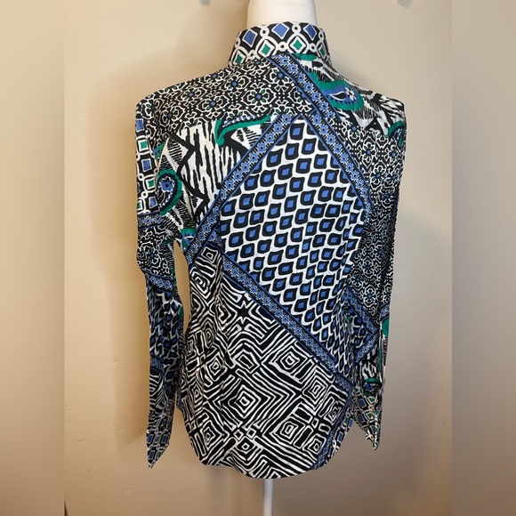 - Paperwhite Woman’s Long Sleeve Button-Up Blouse Size 06 - Picture 5 of 9